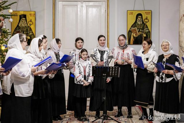 Parohia „Sf. Mahrama” din Iași – Colindători la Reședința Mitropolitană 2025