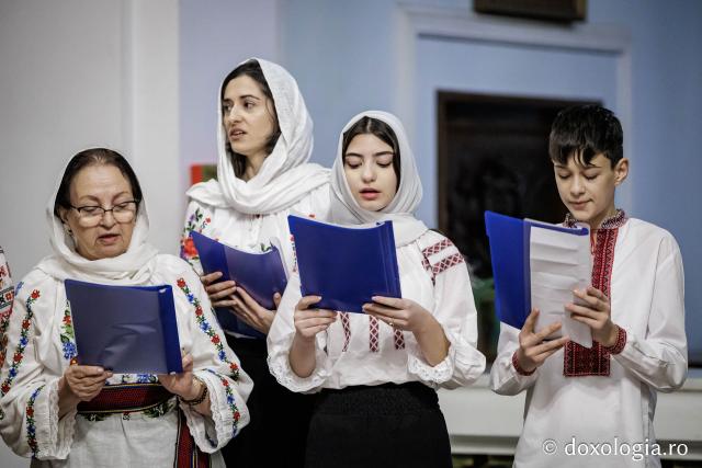 Parohia „Sf. Mahrama” din Iași – Colindători la Reședința Mitropolitană 2025