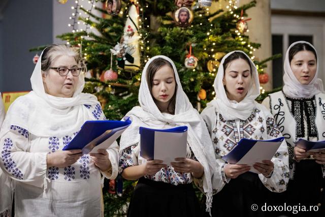 Parohia „Sf. Mahrama” din Iași – Colindători la Reședința Mitropolitană 2025