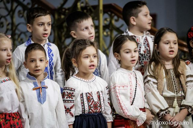 Școala Tomești – Colindători la Reședința Mitropolitană 2025