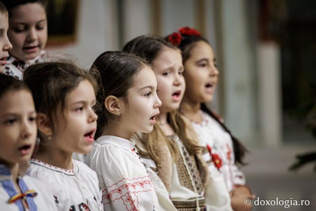 Școala Tomești – Colindători la Reședința Mitropolitană 2025