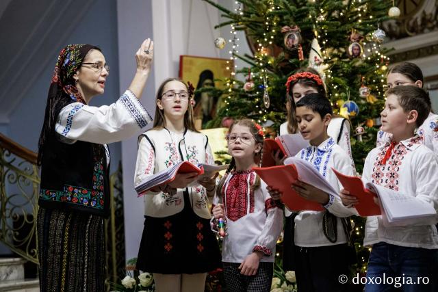 Floralia Junior – Colindători la Reședința Mitropolitană 2025