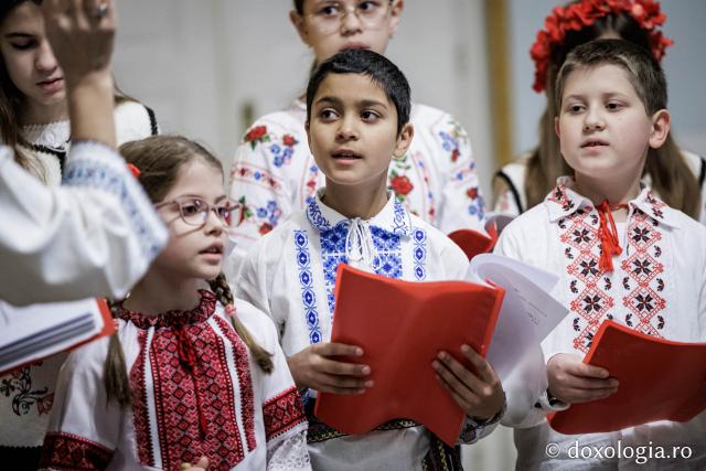 Floralia Junior – Colindători la Reședința Mitropolitană 2025