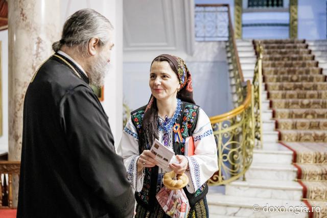 Floralia Junior – Colindători la Reședința Mitropolitană 2025