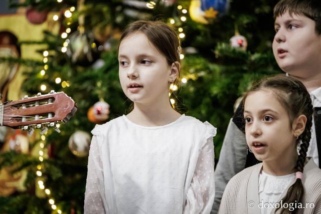 Parohia Voinești II – Colindători la Reședința Mitropolitană 2025