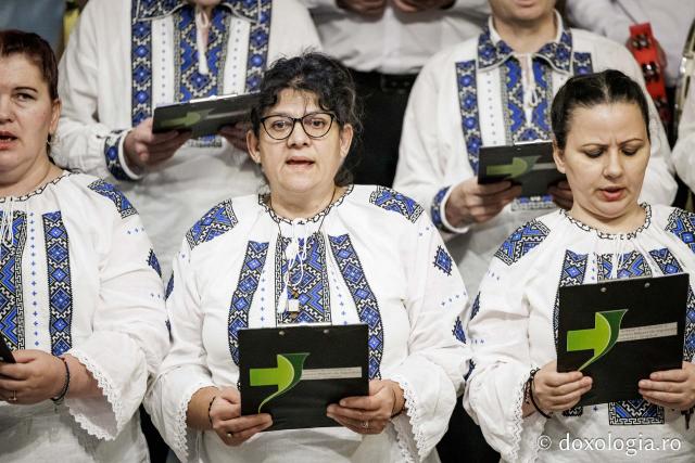 Corul Spitalului Pădureni Grajduri – Colindători la Reședința Mitropolitană 2025