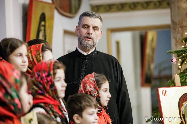 Parohia Boboiești din Tg. Neamț – Colindători la Reședința Mitropolitană 2025