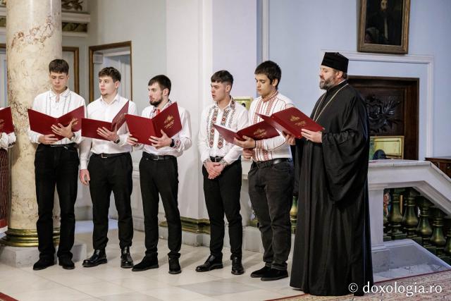 Parohia „Sf. Spiridon” din Chișinău – Colindători la Reședința Mitropolitană 2025