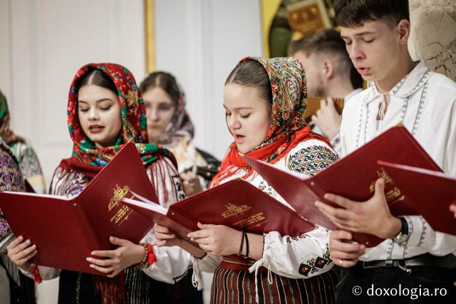 Parohia „Sf. Spiridon” din Chișinău – Colindători la Reședința Mitropolitană 2025