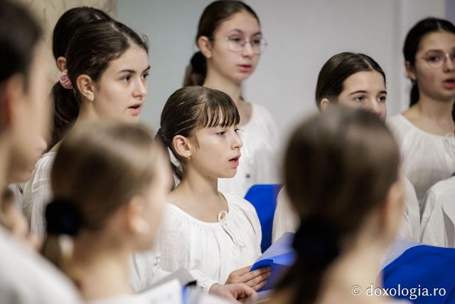 Waldorfia – Colindători la Reședința Mitropolitană 2025