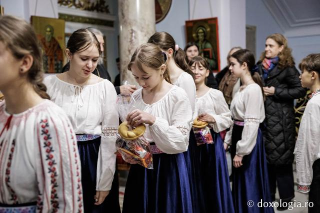 Waldorfia – Colindători la Reședința Mitropolitană 2025