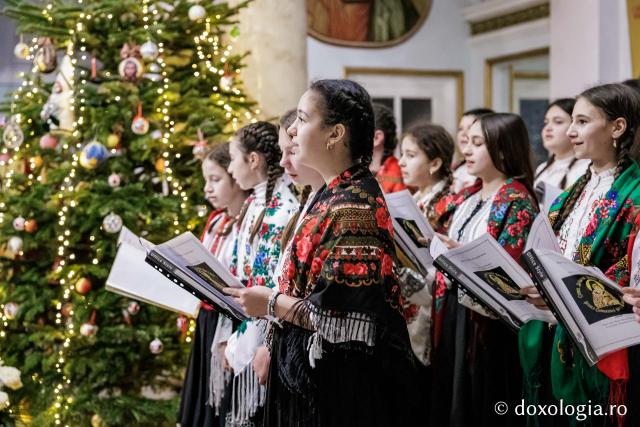 Școala Gimazială nr. 1 Blândești – Colindători la Reședința Mitropolitană 2025