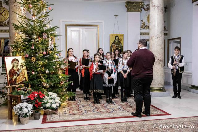 Școala Gimazială nr. 1 Blândești – Colindători la Reședința Mitropolitană 2025