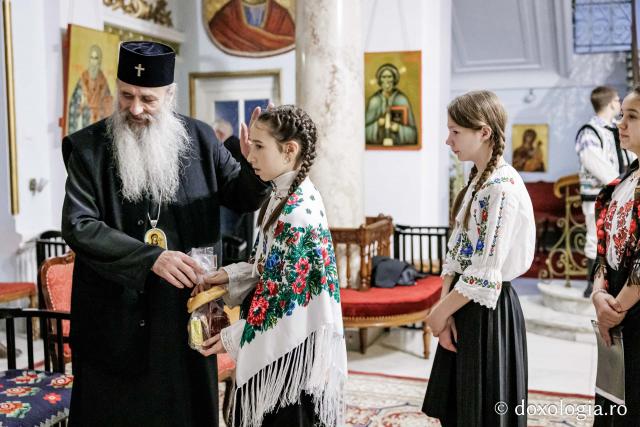 Școala Gimazială nr. 1 Blândești – Colindători la Reședința Mitropolitană 2025