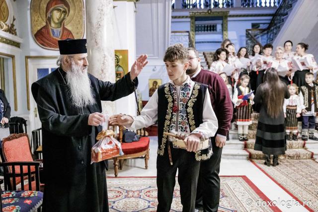 Școala Gimazială nr. 1 Blândești – Colindători la Reședința Mitropolitană 2025