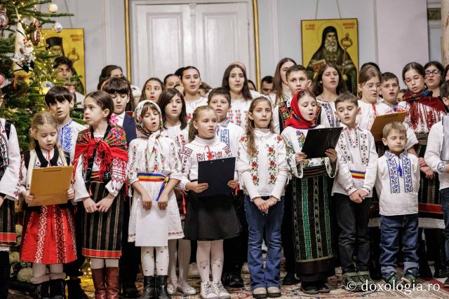 Corul Provita – Colindători la Reședința Mitropolitană 2025
