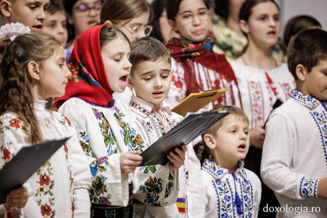 Corul Provita – Colindători la Reședința Mitropolitană 2025