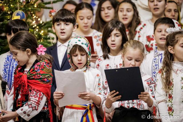 Corul Provita – Colindători la Reședința Mitropolitană 2025