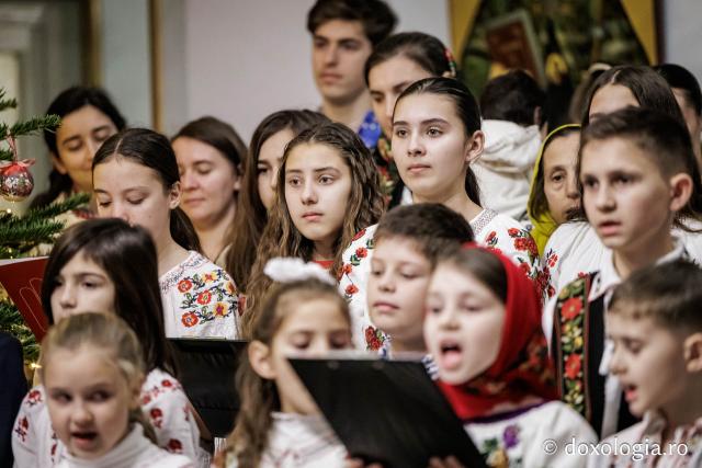 Corul Provita – Colindători la Reședința Mitropolitană 2025