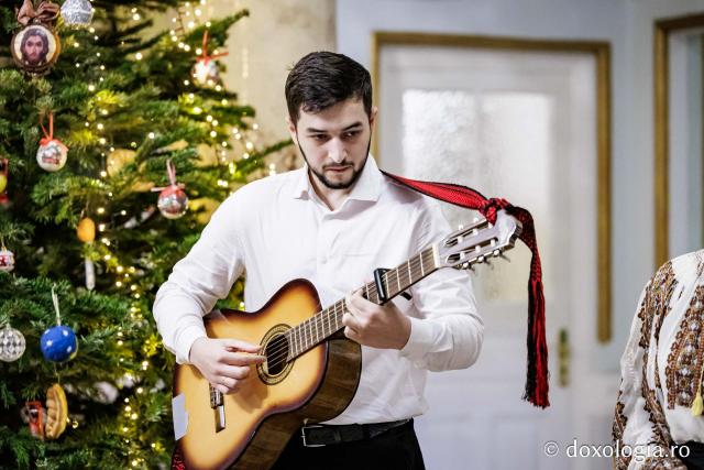 Grupul Music Land Concept – Colindători la Reședința Mitropolitană 2025