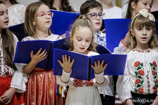 Corul Prodromița – Colindători la Reședința Mitropolitană 2025