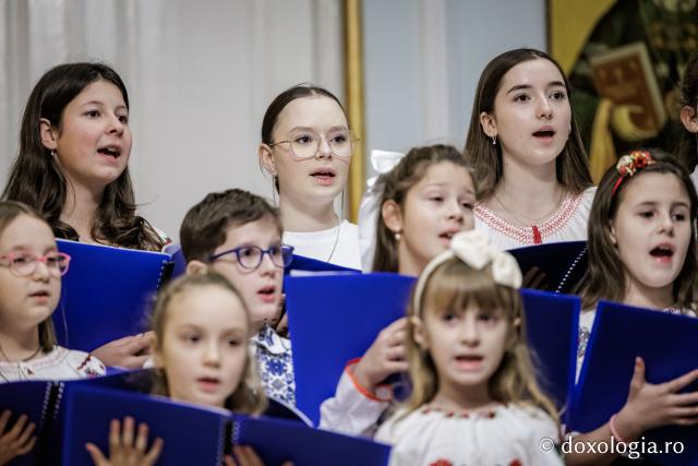 Corul Prodromița – Colindători la Reședința Mitropolitană 2025