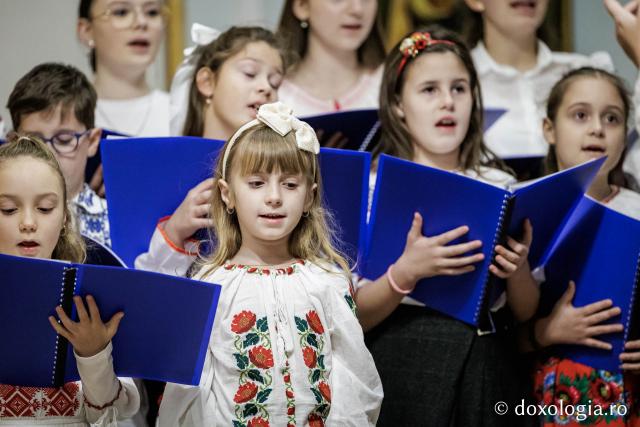 Corul Prodromița – Colindători la Reședința Mitropolitană 2025