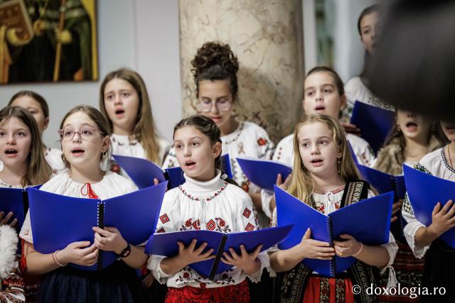 Corul Prodromița – Colindători la Reședința Mitropolitană 2025