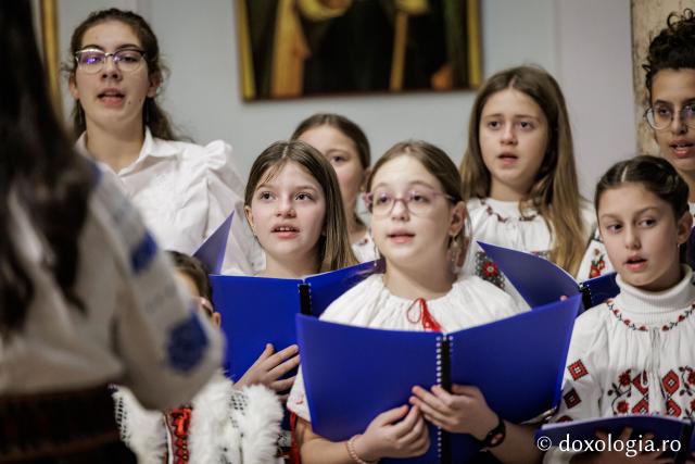 Corul Prodromița – Colindători la Reședința Mitropolitană 2025