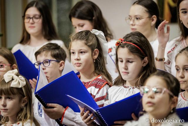 Corul Prodromița – Colindători la Reședința Mitropolitană 2025