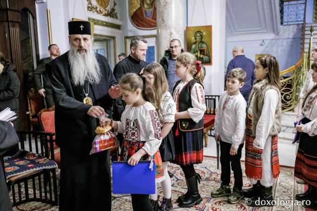 Corul Prodromița – Colindători la Reședința Mitropolitană 2025