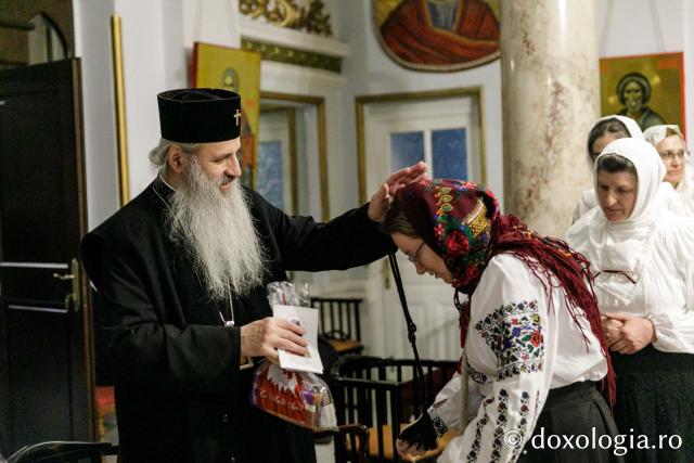 Corul preoteselor din Iași