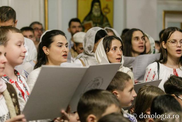 Parohiile „Sfântul Andrei” și Talpalari din Iași