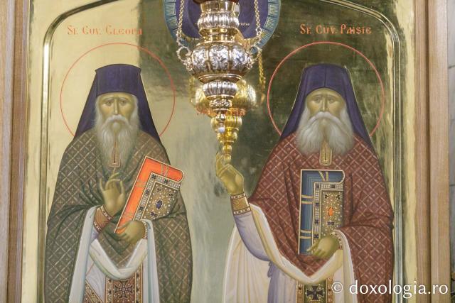 Întâia prăznuire a Sfinților Cuvioși Cleopa și Paisie