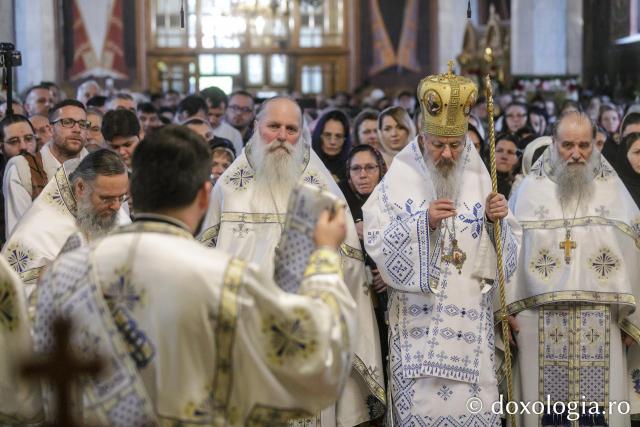 Întâia prăznuire a Sfinților Cuvioși Cleopa și Paisie