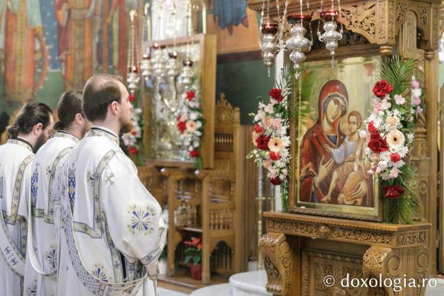 Întâia prăznuire a Sfinților Cuvioși Cleopa și Paisie