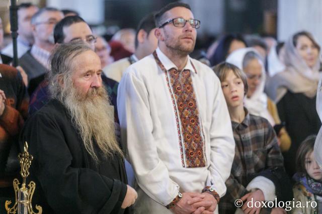 Întâia prăznuire a Sfinților Cuvioși Cleopa și Paisie