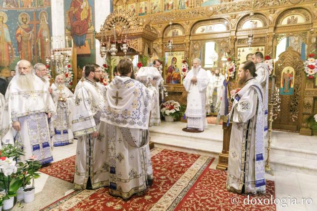 Întâia prăznuire a Sfinților Cuvioși Cleopa și Paisie