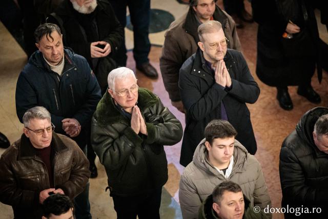 (Foto) Boboteaza la Catedrala Mitropolitană din Iași – Sfânta Liturghie și Sfințirea Apei