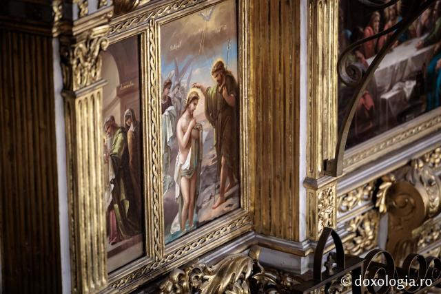 (Foto) Boboteaza la Catedrala Mitropolitană din Iași – Sfânta Liturghie și Sfințirea Apei