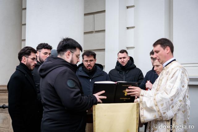 (Foto) Boboteaza la Catedrala Mitropolitană din Iași – Sfânta Liturghie și Sfințirea Apei