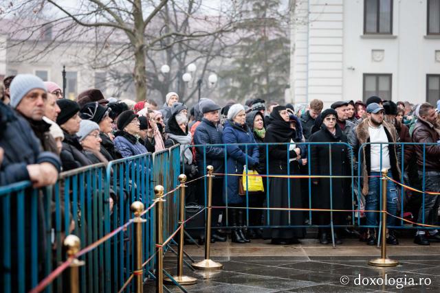 (Foto) Boboteaza la Catedrala Mitropolitană din Iași – Sfânta Liturghie și Sfințirea Apei