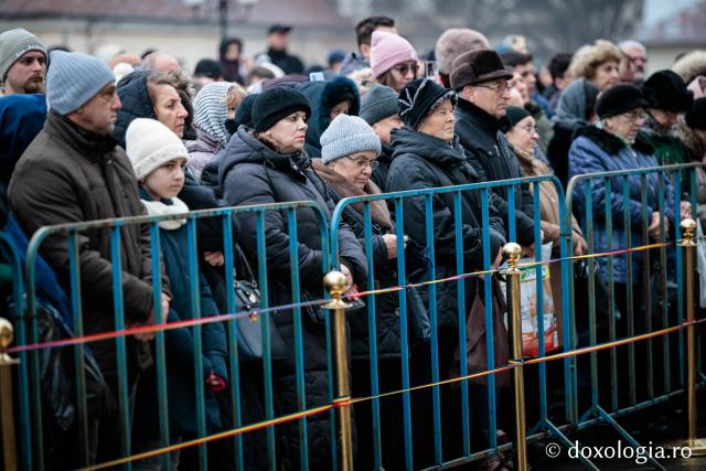 (Foto) Boboteaza la Catedrala Mitropolitană din Iași – Sfânta Liturghie și Sfințirea Apei