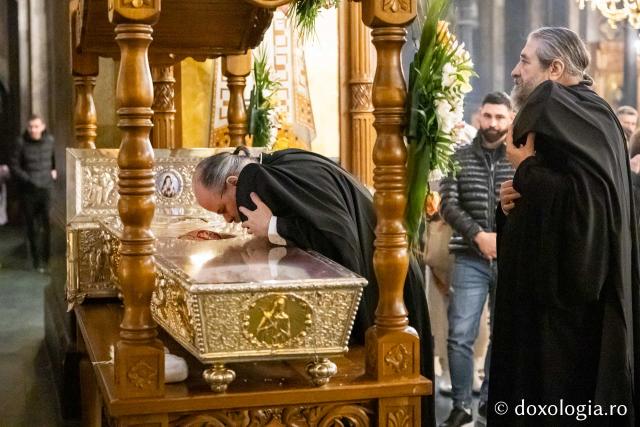 (Foto) În lumina slujirii și a învățăturii teologice – ziua Sfinților Trei Ierarhi la Catedrala Mitropolitană din Iași