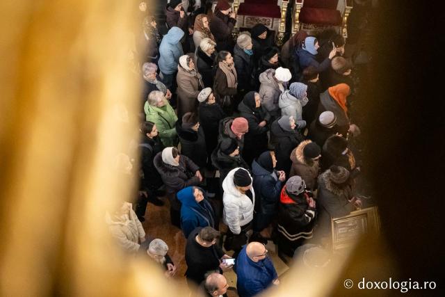 (Foto) În lumina slujirii și a învățăturii teologice – ziua Sfinților Trei Ierarhi la Catedrala Mitropolitană din Iași