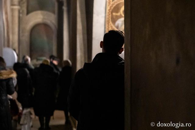 (Foto) În lumina slujirii și a învățăturii teologice – ziua Sfinților Trei Ierarhi la Catedrala Mitropolitană din Iași