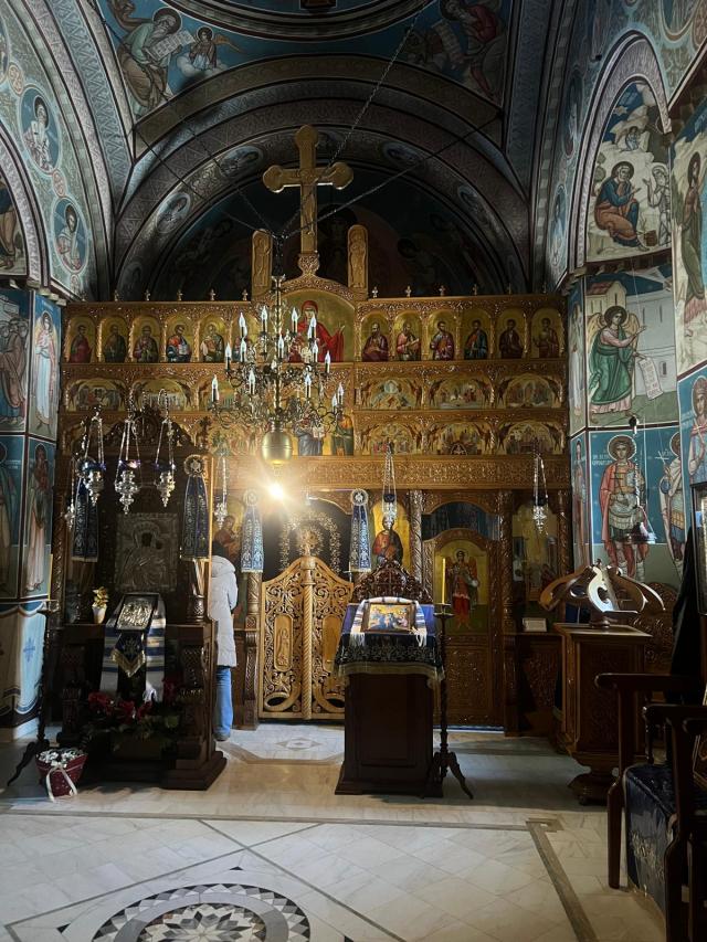 (Foto) Sihăstria Putnei – frumusețea iernii în taina muntelui