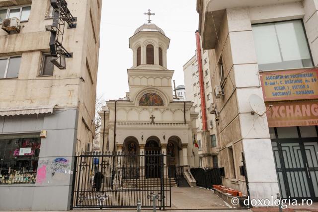 Biserica Sfântul Ioan – Piață din București