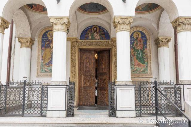 Biserica Sfântul Ioan – Piață din București