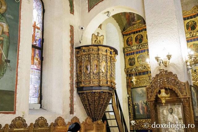 Biserica Sfântul Ioan – Piață din București